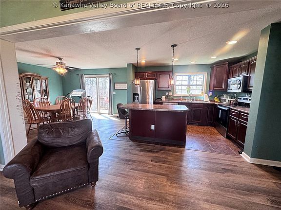 2nd image of 157 Crihfield Rd