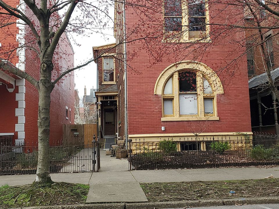 2nd image of 632 Monroe St