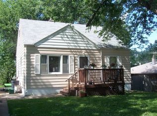 3954 East St, Omaha, NE 68107