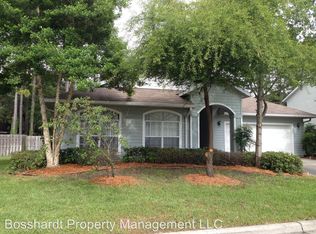 4322 NW 34th Dr, Gainesville, FL 32605