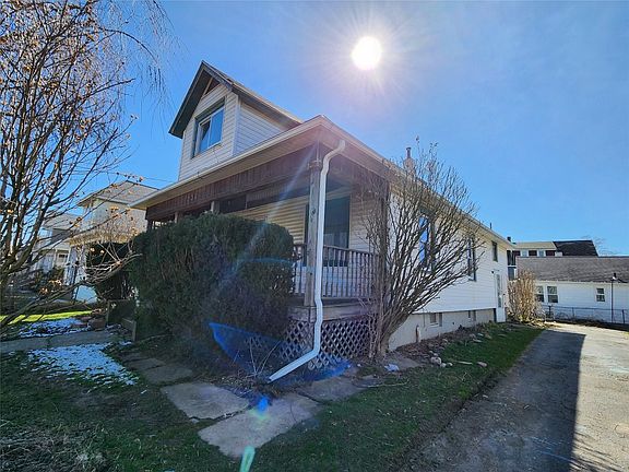 2nd image of 330 Floral Ave