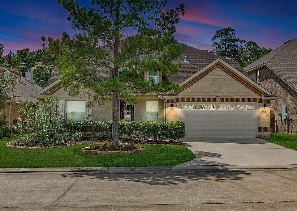 1st image of 15462 Mansion Woodland Dr