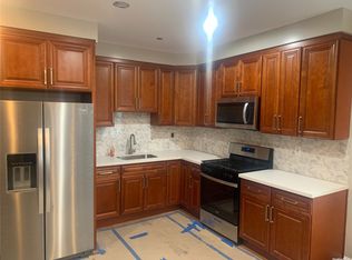 9721 147th Pl, Jamaica, NY 11435