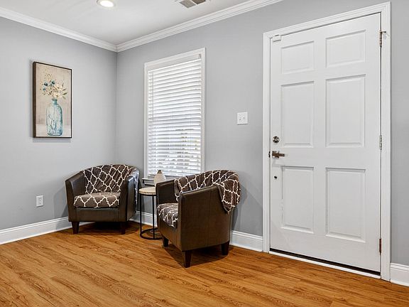 4th image of 108 Butternut Rd