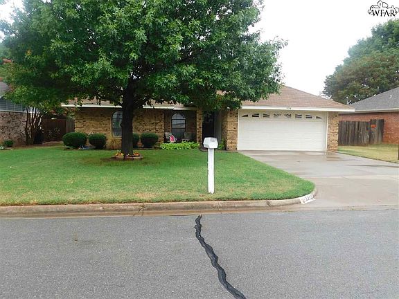 3rd image of 1118 Lisa Ln