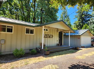 324 Long Prairie Ln, Scottsburg, OR 97473