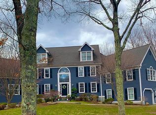 17 Hidden Brick Rd, Hopkinton, MA 01748