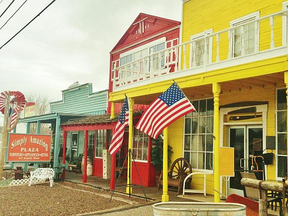 2nd image of 47 S Main St