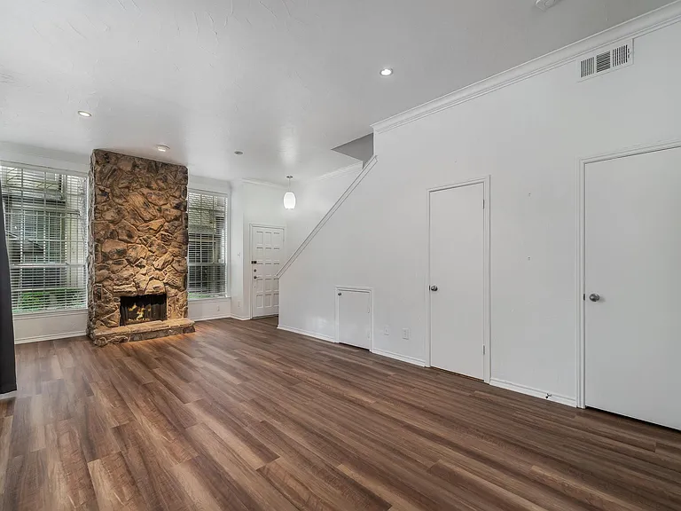 2815 Welborn St #104 — Photo 13