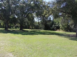 1107 Canal St E, Mulberry, FL 33860