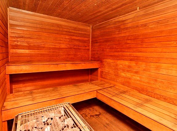 3rd image of 5100 Foxridge Dr APT 536