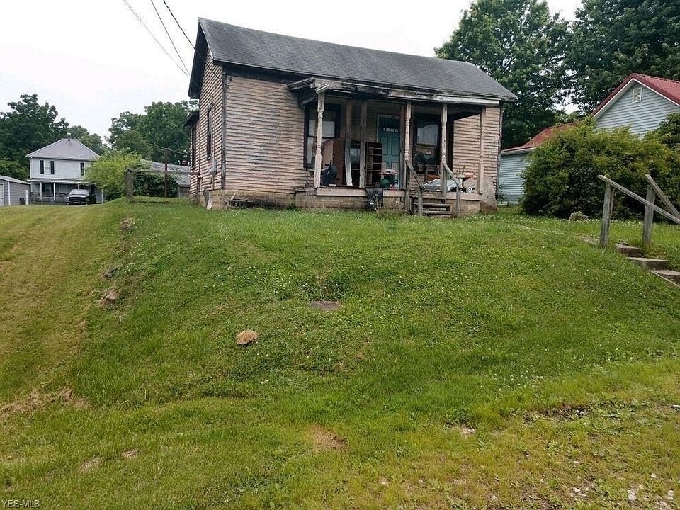 1st image of 706 Hugh St