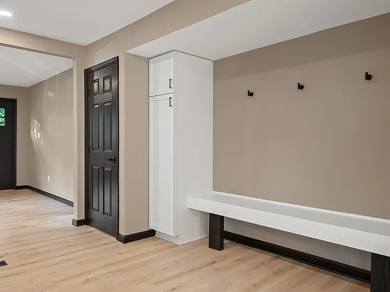 2175 Gale Dr — Photo 13