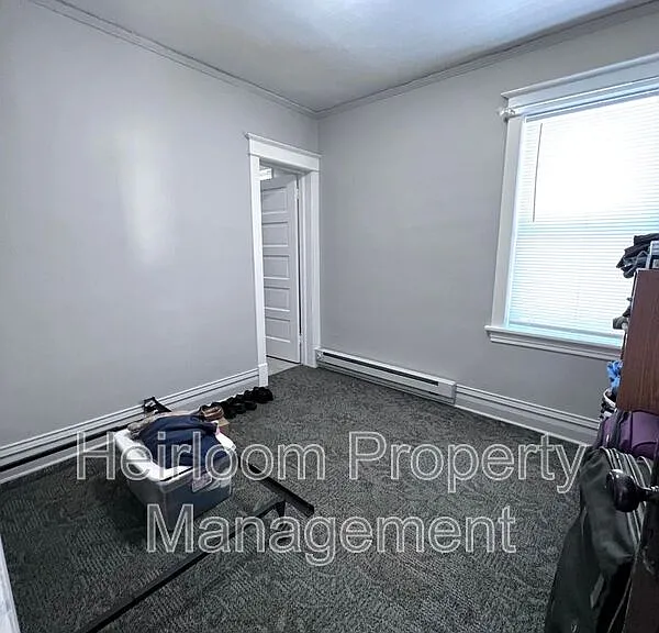 17 E 6th St #2 — Photo 15