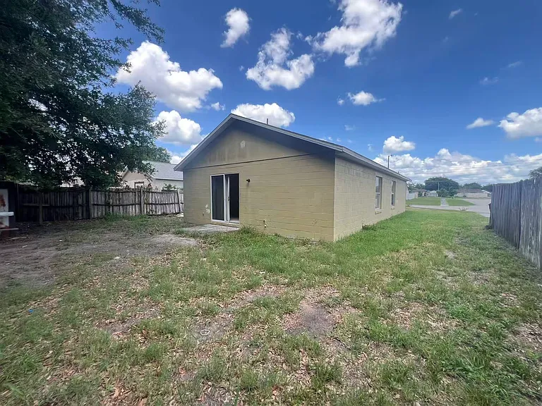 464 Spreading Oak Cir — Photo 22