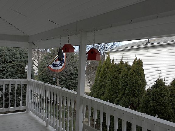 4th image of 1580 Birdie Lane