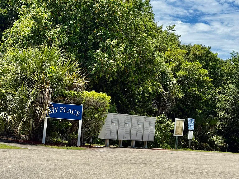 1834 My Place Ln — Photo 1
