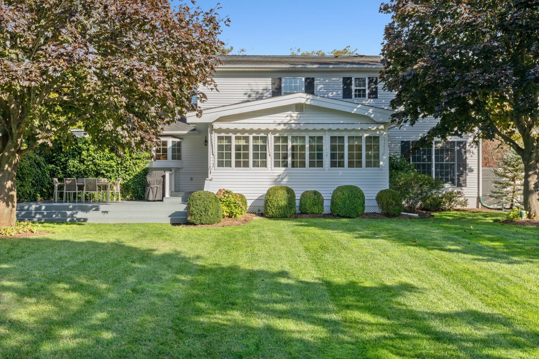 25 Pleasant Ln, Southampton, NY 11968 Out East