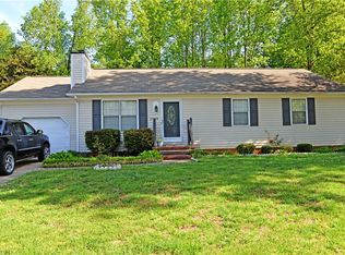 2606 Darden Rd, Greensboro, NC 27406