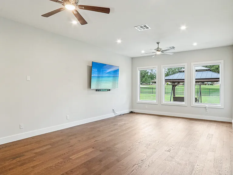 2404 Sailboat Pass — Photo 40