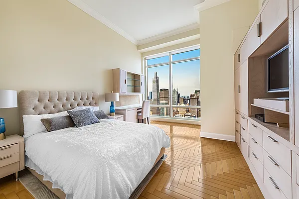 Rented by City Connections Realty | media 36