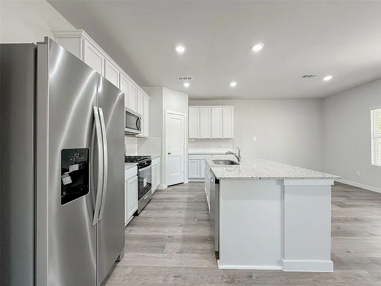 7806 Alset Dr — Photo 15