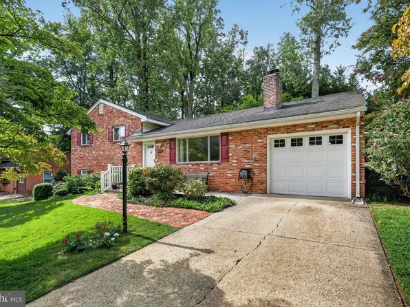 5624 Queensberry Ave, Springfield, VA 22151