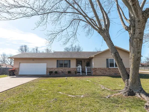 400 Farmers Ln, Lebanon, MO 65536