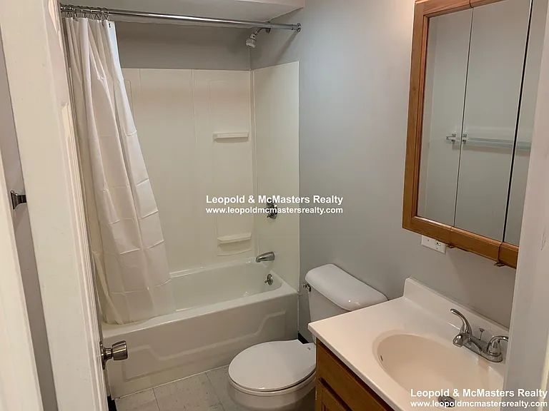 19 Linden St #3 — Photo 5