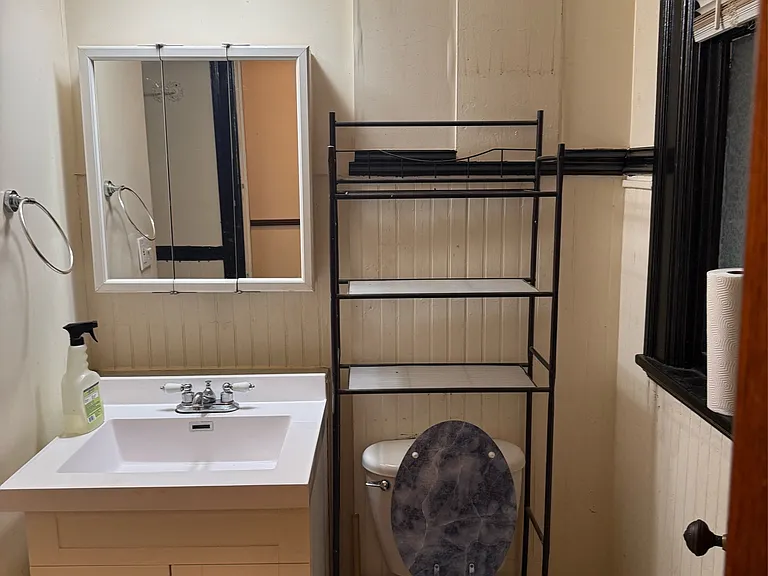 1560 Iowa St #5 — Photo 11