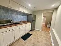 4 Linton Ave #BASEMENT — Photo 1
