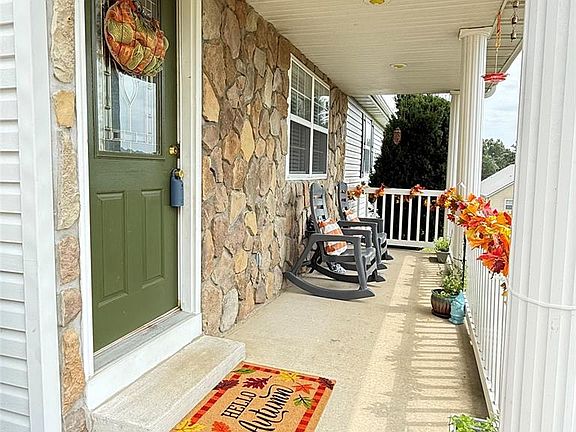 4th image of 13996 Sherwood Ln