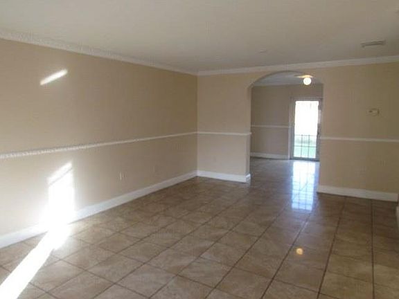 5th image of 20513 NW 19th Ave