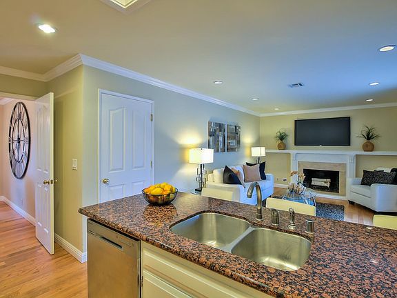 5th image of 493 Clarkwood Ct