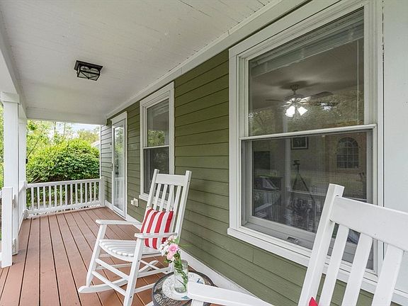 3rd image of 31 Rogers St