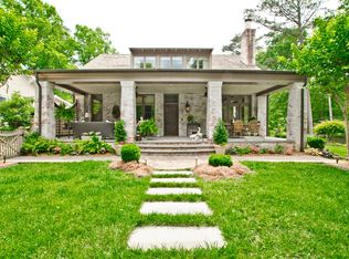 135 Peachtree Way NE, Atlanta, GA 30305