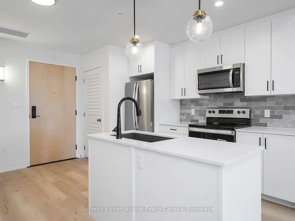 121 Mary St, Clearview, ON