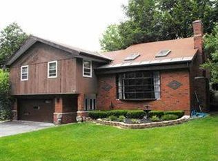 43 Island View Rd, Cohoes, NY 12047