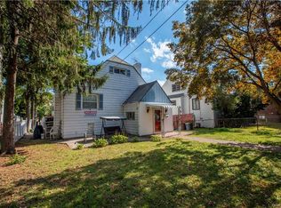 18 Longmeadow Rd, Yonkers, NY 10704