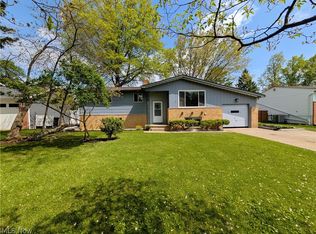 16116 Lanier Ave, Strongsville, OH 44136