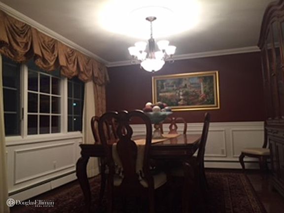 3rd image of 29 Skyview Pl