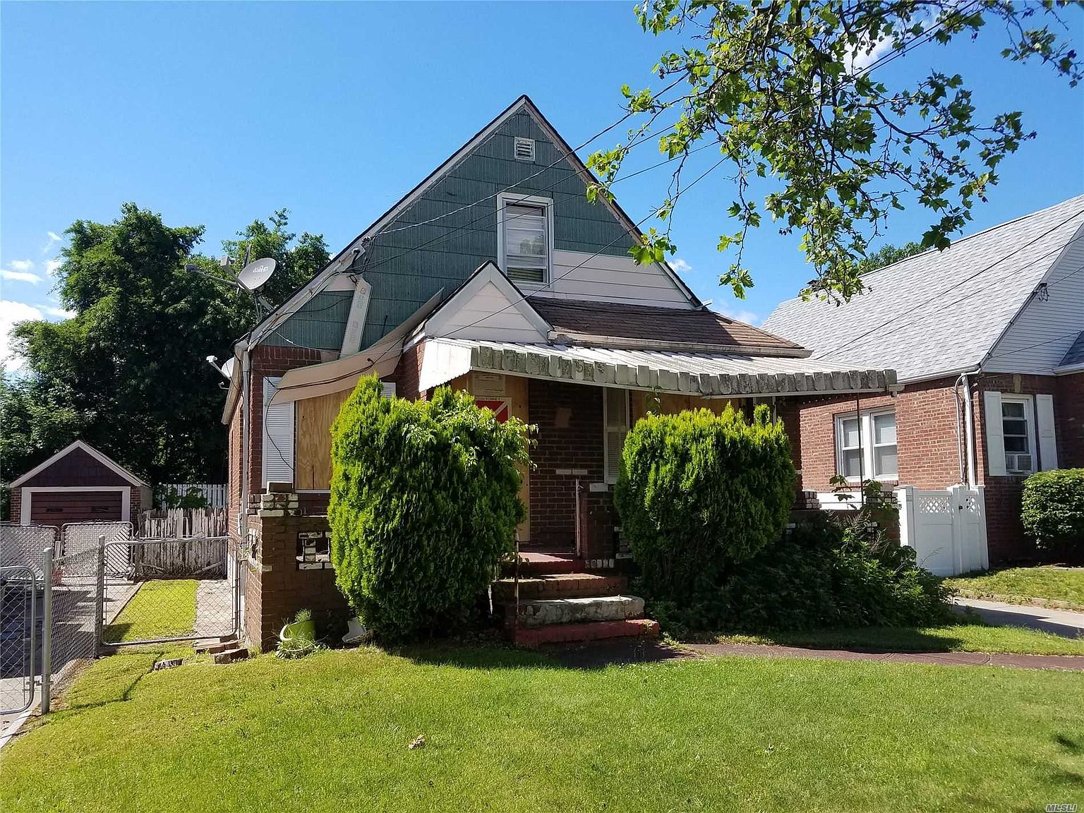 15 William St Valley Stream Ny 11580 Zillow