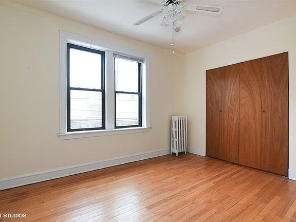 5th image of 4441 N Wolcott Ave APT 2E