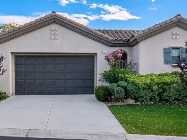 17 Glade Water Dr, Henderson, NV 89052