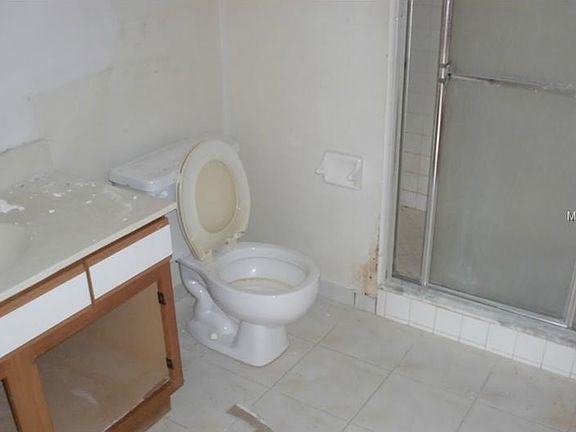 3rd image of 2419 Coach House Blvd APT 6