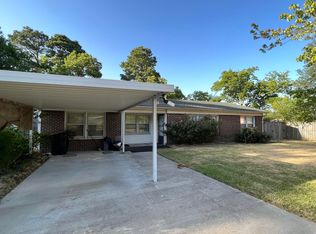 1205 E 33rd St, Texarkana, AR 71854