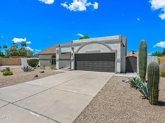 3rd image of 4902 E GOLDEN Street