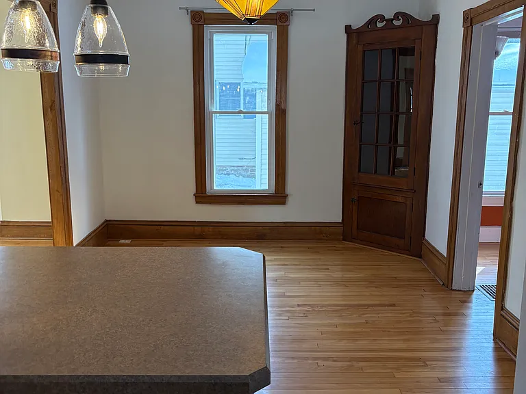 9 Crescent St — Photo 13