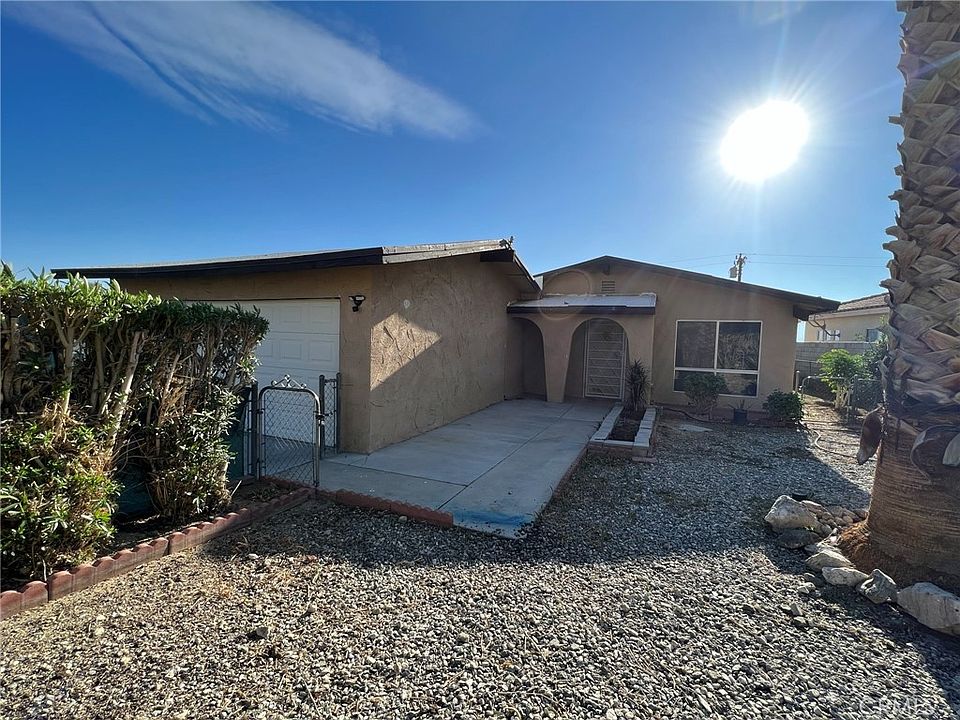 1st image of 68275 Calle Bonita