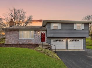 4877 Hayes Rd, Groveport, OH 43125